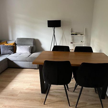Komfortowe Mieszkanie Ostrowiec Swietokrzyski Luaran gambar